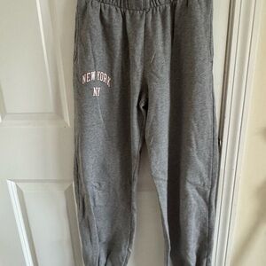 Brandy Melville New York sweatpants